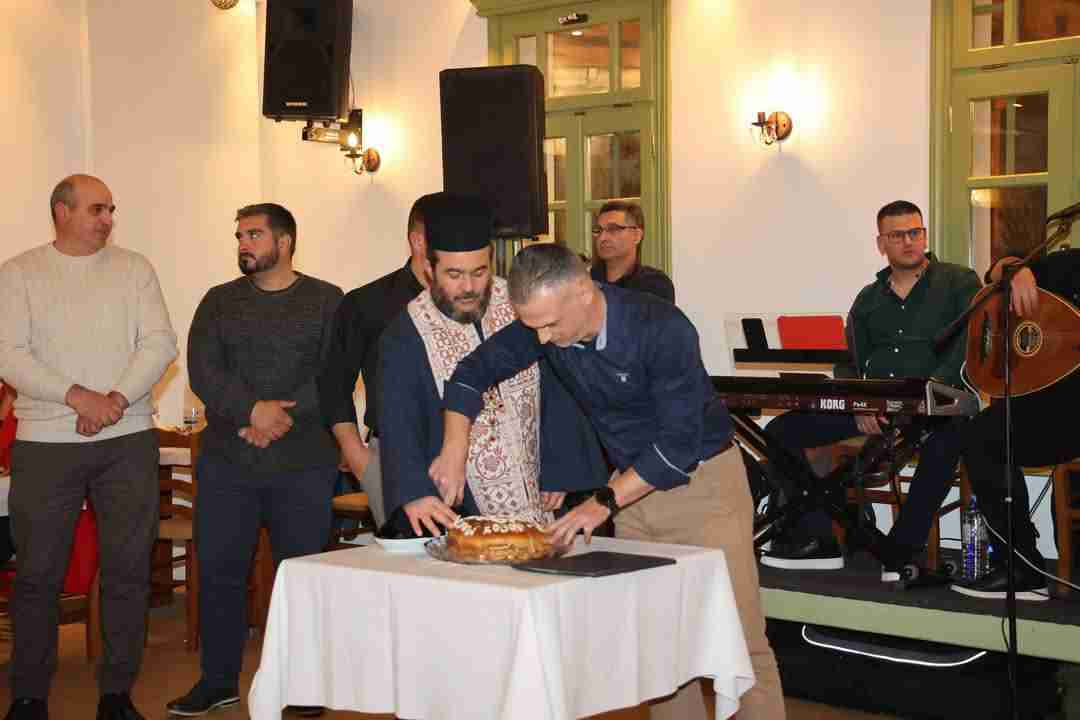 Γιορτή με μουσική και φαγητό
